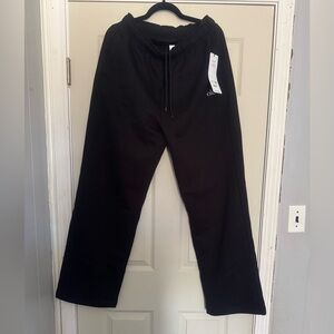 ALO Accolade Straight Leg Sweatpants!